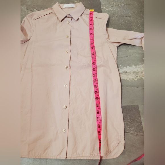 Chloé Light Pink Long Sleeve Button-Up Shirt. French. 100% Cotton. 2 US - Picture 4 of 10
